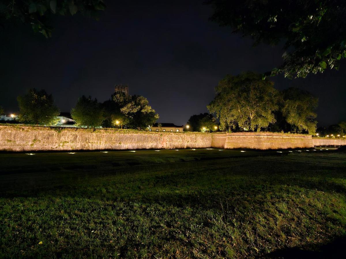 Lucca Walls Dream - Air Cond - Wi-Fi - Panoramic In Front Of The Historical Walls - Eksteriør bilde